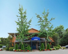 Khách sạn Surestay Plus By Best Western Woodbury Inn (Woodbury, Hoa Kỳ)