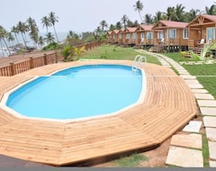 Hotel Ozran Heights Beach Resort (Velha Goa, India)