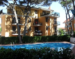 Hele huset/lejligheden Bilocale Condominio Elite Con Piscina, Lettini E Spazio Giochi (Eraclea, Italien)