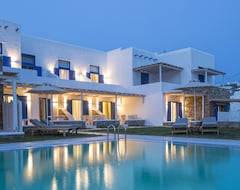 Hotel Villa Del Sol (Ornos, Greece)