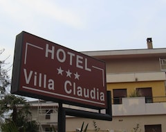 Hotel Villa Claudia (Nago Torbole, Italy)