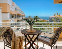 Hele huset/lejligheden Fantastic Seaside Family Apartment With Pool (Parede, Portugal)