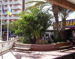 Aparthotel Corona Roja (Playa del Inglés, España)