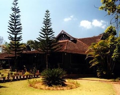 Khách sạn KTDC Lake Palace (Thekkady, Ấn Độ)