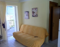Căn hộ có phục vụ Iris Apartments (Fourka, Hy Lạp)