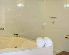 Hotel Waira Suites (Leticia, Colombia)