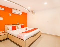Khách sạn OYO 10107 Hotel Ankitha Residency (Hyderabad, Ấn Độ)