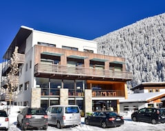 Khách sạn Bed & Breakfast Hotel Nives (Sulden am Ortler, Ý)