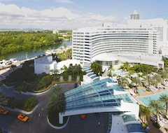 Khách sạn Fontainebleau Hotel Sorrento Junior Suite (Miami Beach, Hoa Kỳ)