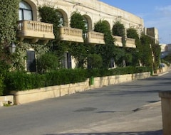 Cornucopia Hotel & Bungalows (Xagħra, Malta)
