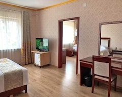 Khách sạn British Hotel Pogradec (Pogradec, Albania)