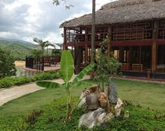 Resort Khách sạn Hồ Phong Nha (Bố Trạch, Việt Nam)