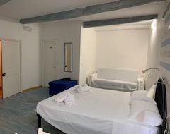 Nhà trọ Polpo Apartments (Vernazza, Ý)
