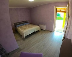 Pensión Giada Rooms (Peschiera del Garda, Italia)