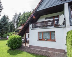 Cijela kuća/apartman Partially detached holiday home in a lovely quiet area (Finsterbergen, Njemačka)