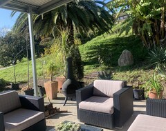 Hotel Rural Property With Views Of Rangataua Bay (Tauranga, Novi Zeland)