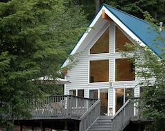 Tüm Ev/Apart Daire Cozy Mt. Rainier Cabin. Has Wifi, A/C & Bbq. Perfect For Couples. Dog-Friendly. (Ashford, ABD)
