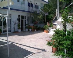 Khách sạn Barbouna (Tolo, Hy Lạp)