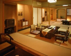 Ryokan Umibenokakureyu Seiryu (Nishiizu, Japan)