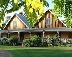 Khách sạn The Carriages (Pokolbin, Úc)