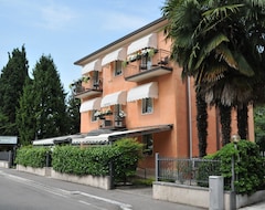 Khách sạn Valentina (Peschiera del Garda, Ý)