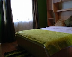 Entire House / Apartment Casa Crinei (Jurilovca, Romania)