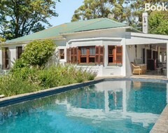 Koko talo/asunto Abbotts Hill (Malmesbury, Etelä-Afrikka)