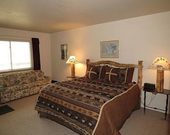 Hotel Dillon Ski Condo- Panoramic Mountain Views, Covered Deck, Elevator, Gas Fireplace, Central To All (Dillon, EE. UU.)
