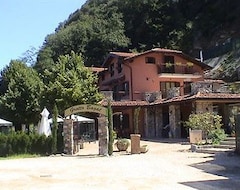 Khách sạn Hotel Grotto Bagat (Lavena Ponte Tresa, Ý)