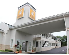 Hotelli Family Lodge Hatagoya Fujitsuru (Tsuru, Japani)
