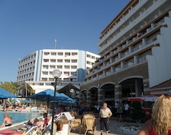Hotelli Batihan Beach Resort & Spa (Kusadasi, Turkki)