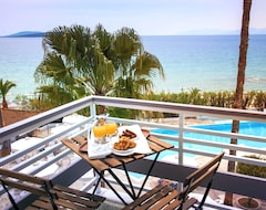 Hotel The Grove Seaside (Drepano, Greece)