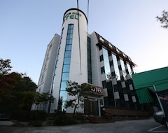 Khách sạn Riversidecozy (Chuncheon, Hàn Quốc)