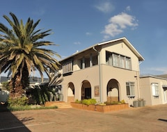 Hotel Adato Guesthouse (Potchefstroom, South Africa)