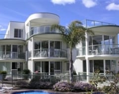 Khách sạn The Palms Apartments (Merimbula, Úc)