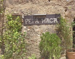 Hotel Fonda La Pepa Maca (La Bisbal d'Emporda, Španjolska)