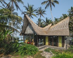 Hotell Absolute Beachfront Romantic Villa Laut (Tabanan, Indonesien)