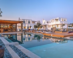 Hotelli Portes Mykonos Suites & Villas (Glastros, Kreikka)