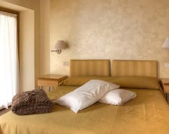 Khách sạn Hotel Dependance Silvestro (Garda, Ý)