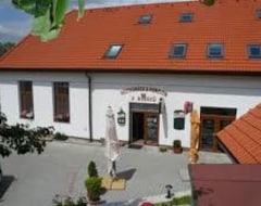 Guesthouse Penzion a restaurace U Nováků (Bítovany, Czech Republic)