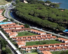 Resort Villaggio Il Girasole (Follonica, Ý)