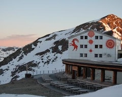 Otel Berghaus Diavolezza (Pontresina, İsviçre)