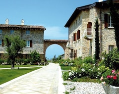 Lejlighedshotel Chervò Residence San Vigilio (Pozzolengo, Italien)