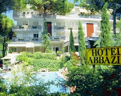 Khách sạn Hotel Abbazia (Lignano Sabbiadoro, Ý)
