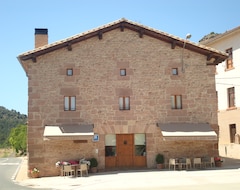 Hotel Rural Latorrién de Ane (Mues, España)