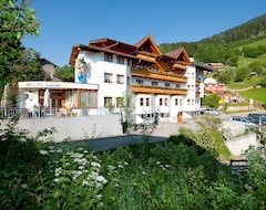 Khách sạn Kinderhotel Laderhof (Ladis - Obladis, Áo)