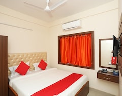 Hotel Oyo 35678 Om Shanti International (Kolkata, India)