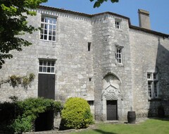 Toàn bộ căn nhà/căn hộ Château de Bouniagues (Bouniagues, Pháp)