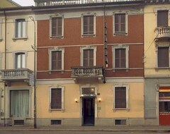 Hotel Mazzini (Milán, Italia)
