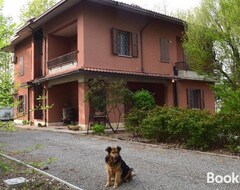Nhà trọ Gambisa Street (Soliera, Ý)